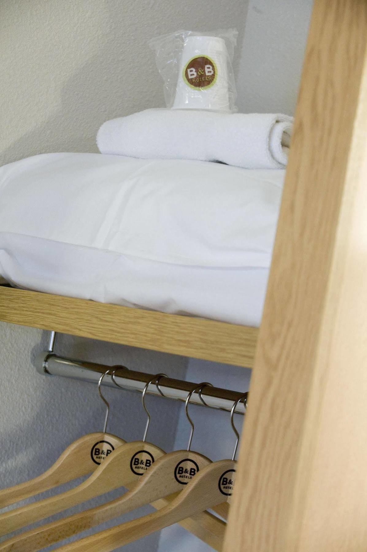 B&B Hotel Calais Centre St Pierre Luaran gambar