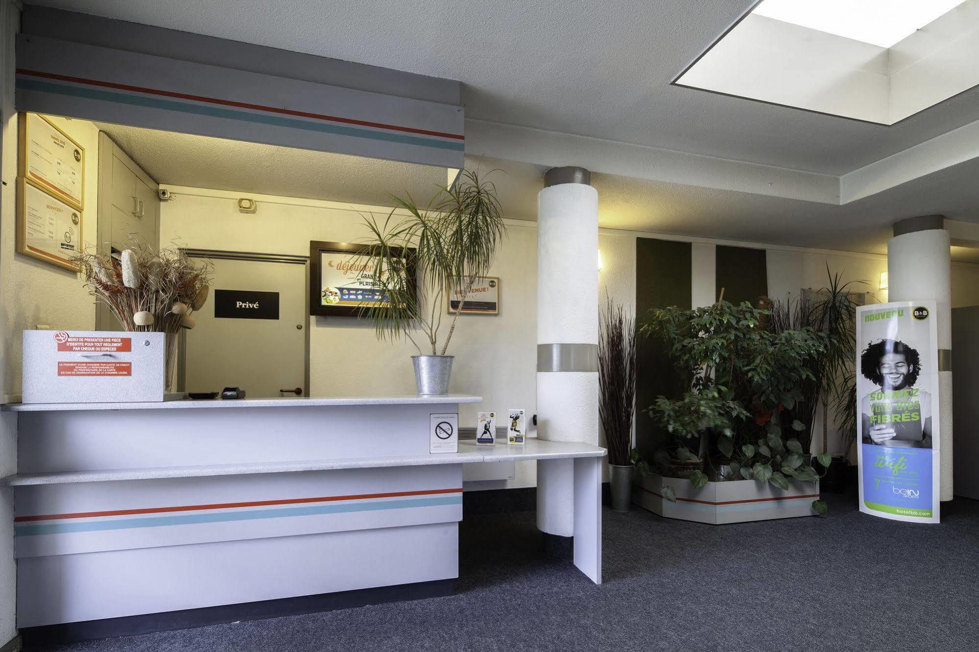 B&B Hotel Calais Centre St Pierre Luaran gambar