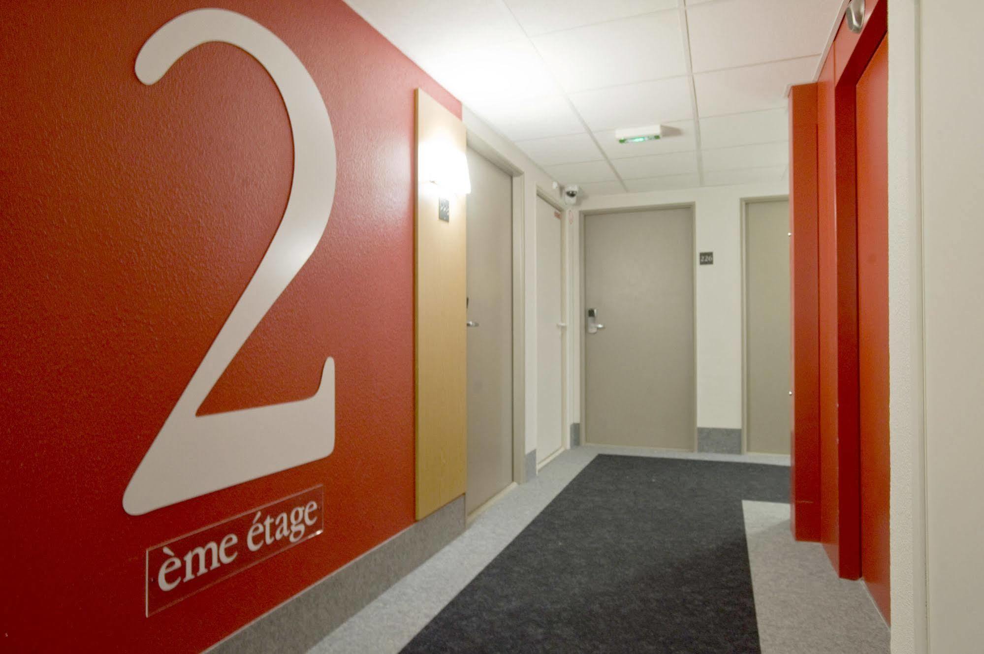B&B Hotel Calais Centre St Pierre Luaran gambar